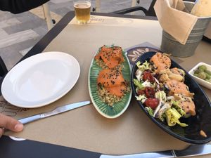 Sushi and stuffed zucchini ♥️ at La Bartola in Sevilla