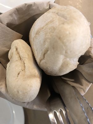 Lukewarm bread  at La Bartola in Sevilla