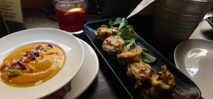 Salmonero vegan and sushi at La Bartola in Sevilla