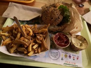 Menu at Velicious Burger in Strasbourg