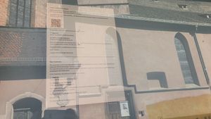 Sign saying the branch is closed at Velicious Burger in Strasbourg