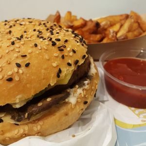 Sherwood burger  at Velicious Burger in Strasbourg