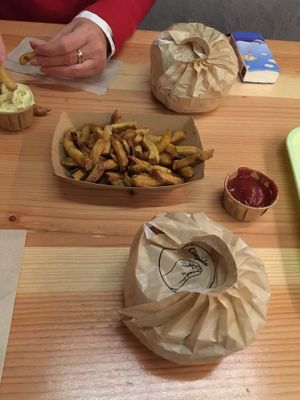Tasty burgers with fries, vegan mayo and ketchup  at Velicious Burger in Strasbourg