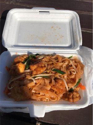 Vegan Pad Thai at Thai Container in Christchurch