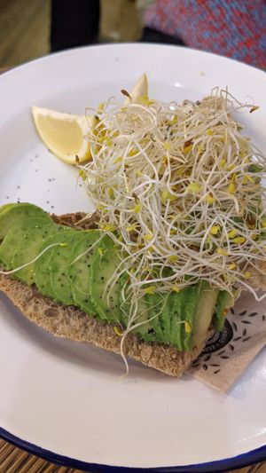 Avocado toast at Almalibre Acai Bar in Barcelona