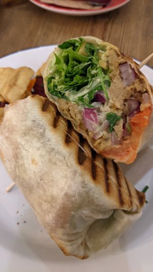 Vegan wrap at Almalibre Acai Bar in Barcelona