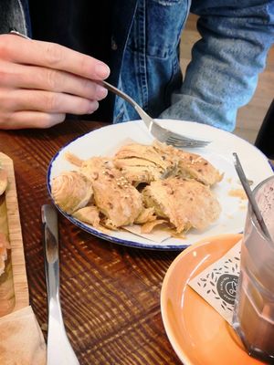 Vegan salt 🥐 at Almalibre Acai Bar in Barcelona