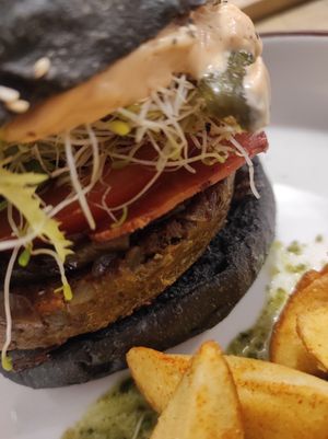  at Almalibre Acai Bar in Barcelona