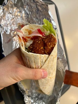 Vegan chicken wrap (without tomatoes) at Fari's in Ljubljana