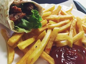 Vegan chicken wrap at Fari's in Ljubljana