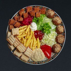 Vegan Fari's offer 🥗 at Fari's in Ljubljana