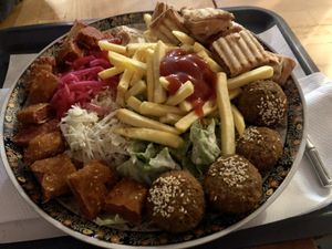 vegan offer at Fari's in Ljubljana