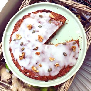 Carrot Cake noix et graines de courge at Yem'a Paris in Paris