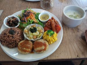 One plate lunch at Kokumotsu Cafe Kotsubu in Aomori