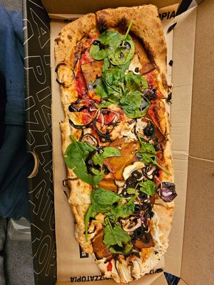 Bacon pizza at Pizzatopia in Krakow