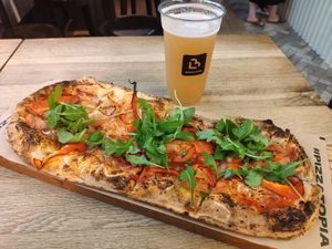 Pizza and beer at Pizzatopia in Krakow