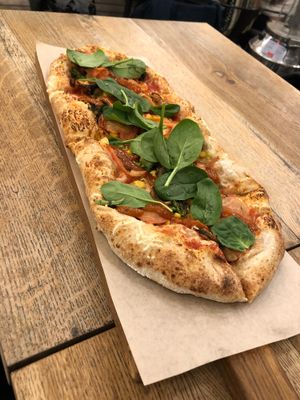 Whole meal dough with v-cheese, tomatoes, sweetcorn, broccoli and fresh spinach  at Pizzatopia in Krakow