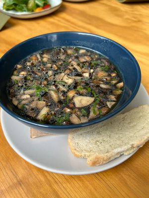 Sopa de Hongos con rebanada de pan de masa madre vegano

Mushroom soup with a slice of vegan sourdough bread

 at La Otilia in Mexico City
