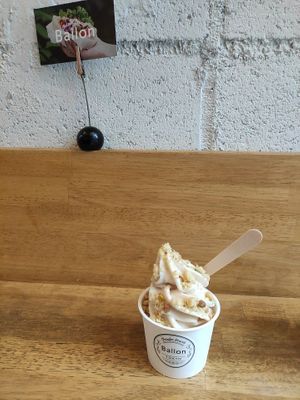 Pistashio and crumbled salt soft vegan ice cream at Ballon in Tokyo