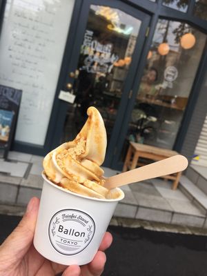 Soy milk ice cream at Ballon in Tokyo