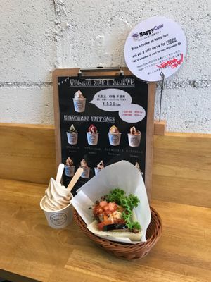 Awesome mealtime! at Ballon in Tokyo