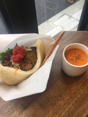 Lunch menu  at Ballon in Tokyo