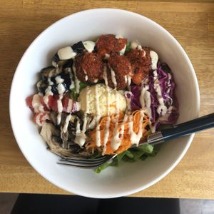 Regular Size Falafel Salad Bowl at Ballon in Tokyo
