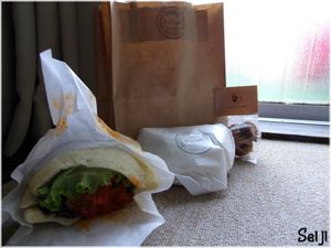 Vegan falafel and cookies at Ballon in Tokyo