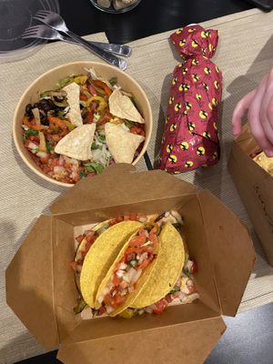 Taco, Burrito and Burrito Bowl  at Burrito Loco - Seifertova in Prague