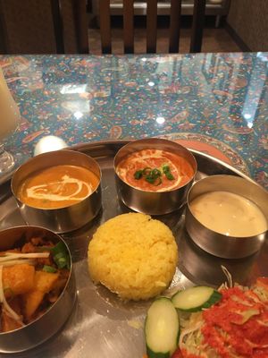 Vegetarian set at Tandoor Indian Restaurant in Higashihiroshima