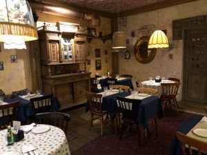 A great ambiance  at Daredzhani in Almaty