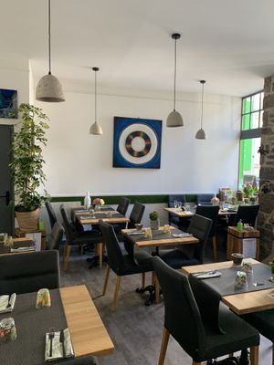 Intérieur après le service   at Annadata in Saint-malo