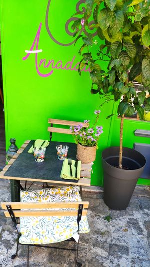 Table outside at Annadata in Saint-malo