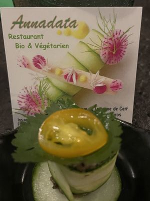 N’oubliez pas cette belle table   at Annadata in Saint-malo