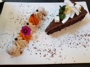 Chocolate quinoa cake at Annadata in Saint-malo