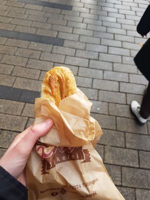 Leider den Namen vergessen, aber mit Kartoffel😄Sehr lecker, und warm at Ada Feinkost Bäckerei in Tubingen