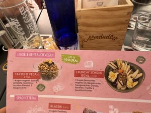 Vegane Eisbecher  at Cappuccini in Vilshofen An Der Donau