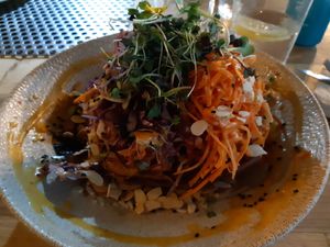 Main: Dear Boniato (stuffed beked sweet potatoe) at Superchulo in Madrid