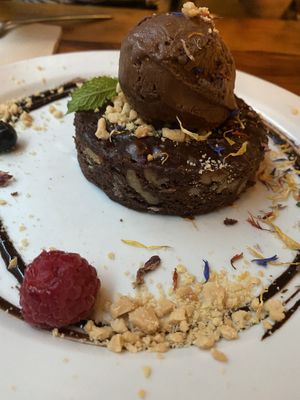 Vegan Brownie + Ice cream  at Superchulo in Madrid