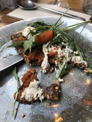 Raw pizza at Superchulo in Madrid