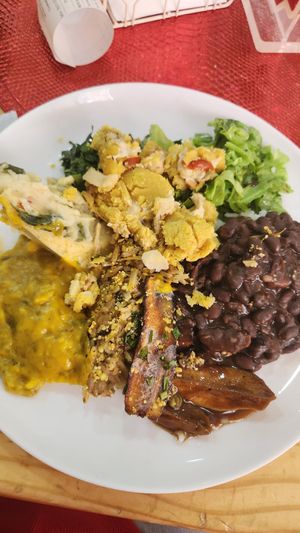 Self-service at Edi Sabor Natural in Manaus