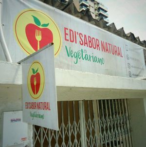 Frontage of restaurant.  at Edi Sabor Natural in Manaus
