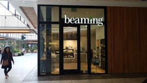 Outside at EarthBar - Century City in West Los Angeles