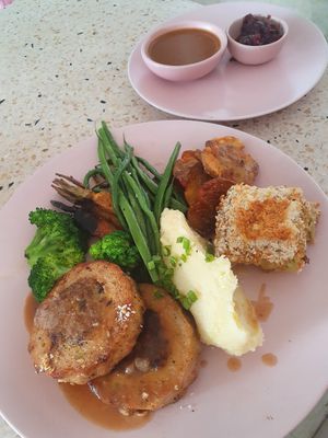 Chikn roast dinner at Kynd Community - Seminyak in Seminyak