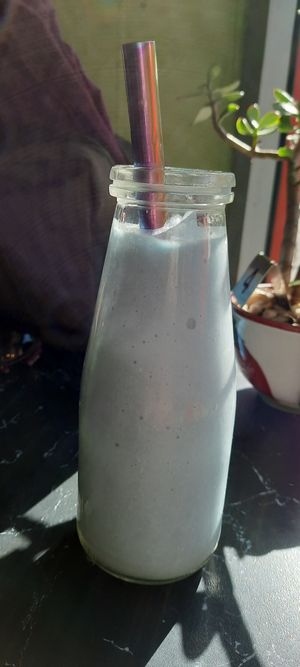 Algae smoothie at Buddha Bowl Cafe in Newtown