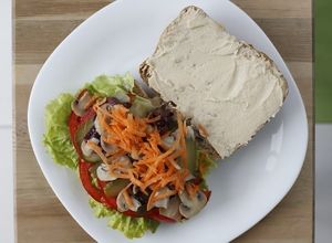 Hoummus sandwich at Freshys in Skopje