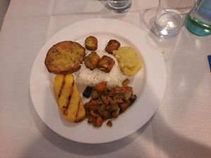 Antipasto vegano at Pizzeria 4s in Cividale Del Friuli