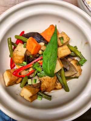 tofu in a sweet sauce at Chum Chay in Cologne