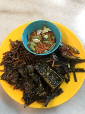 buffet  at Evergreen Vegetarian House 长青素食之家 in Penang