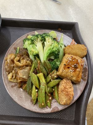 Noodles, veggies, vegan chicken nugget, tofu. Delicious  at Evergreen Vegetarian House 长青素食之家 in Penang